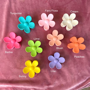 Daisy Claws - 11 Colour options